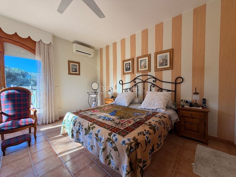 Foto b03fc95c-d92f-44a3-b788-ab9effa912e0. Casa amb xemeneia calefacció aparcament piscina a Mont-ras