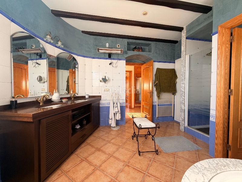 Foto fd1c4d4b-54b3-416d-a6a5-843ac5cc7663. Casa amb xemeneia calefacció aparcament piscina a Mont-ras