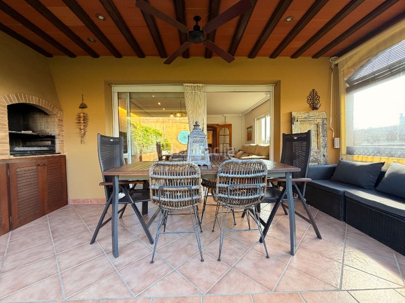 Foto 76f059bb-27dd-4cea-9462-3c52125c70a6. Casa amb xemeneia calefacció piscina a Piverd-Vila-Seca-Bruguerol Palafrugell