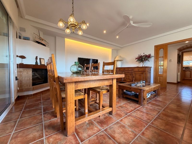 Foto fee7a79a-f5a4-4505-980c-43273305985f. Casa amb xemeneia calefacció piscina a Piverd-Vila-Seca-Bruguerol Palafrugell