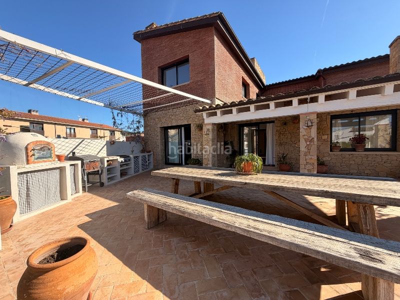 Foto 7ddb9d31-a1be-47f0-bbca-ca5a29e1f4d4. Casa amb xemeneia calefacció aparcament piscina a Vall-llobrega