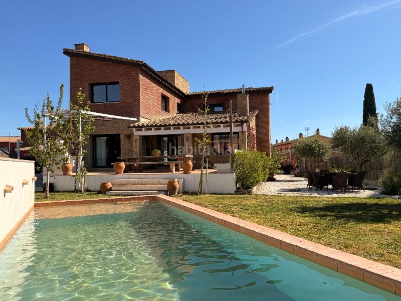 Foto 84a207c6-56ac-436f-a080-e1d30c69a065. Casa amb xemeneia calefacció aparcament piscina a Vall-llobrega