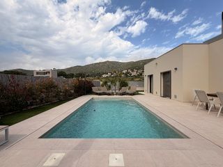 Casa  Carrer frança. Alt empordà, palacio-saverdera, casa toda en planta baja.