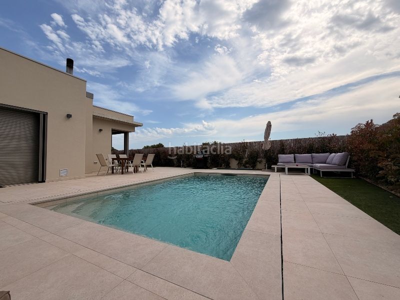 Foto b47279d6-1419-4881-bc7a-b9dca146fe87. Casa amb xemeneia calefacció aparcament piscina a Palau-saverdera
