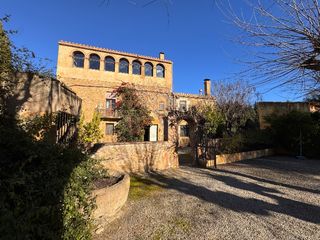 Bauernhof in Carrer hospital-perat 10. Baix empordà, peratallada, masia s.xvll