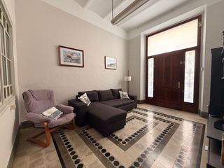 Casa a Carrer de l'amor filial 12. Baix empordà, la bisbal d’empordà, casa de pueblo