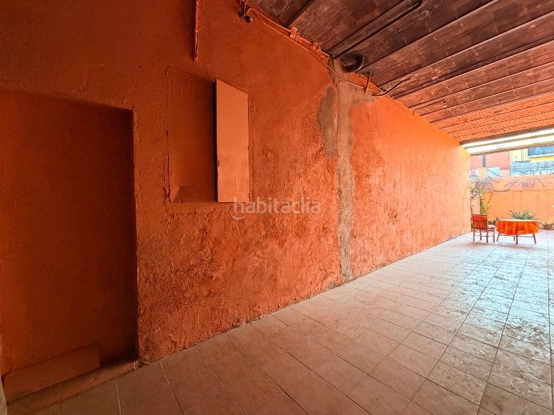 Foto aa471e36-85ff-43da-a250-c80398d8cbef. Casa amb aparcament a Bisbal d´Empordà (La)