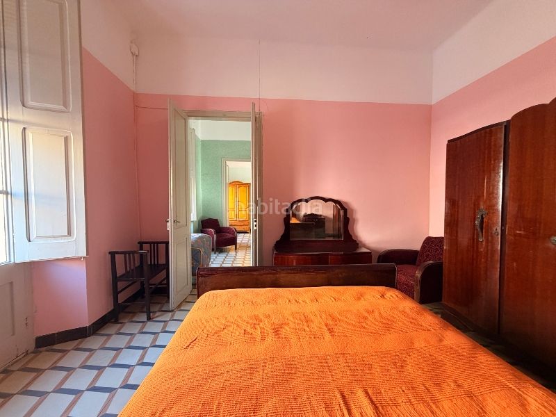 Foto c16c3b17-a292-4965-a12c-b58d25248d35. Casa amb aparcament a Bisbal d´Empordà (La)