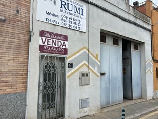 Capannone industriale in Piverd-Vila-Seca-Bruguerol. Baix empordà, palafrugell, nave comercial.