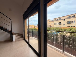 Appartement  Carrer de la solidaritat. Baix empordà, la bisbal de empordà, ático duplex