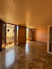 Piso  Carrer d'ast�ries. Extraordinario piso regio en el coraz�n de gracia.