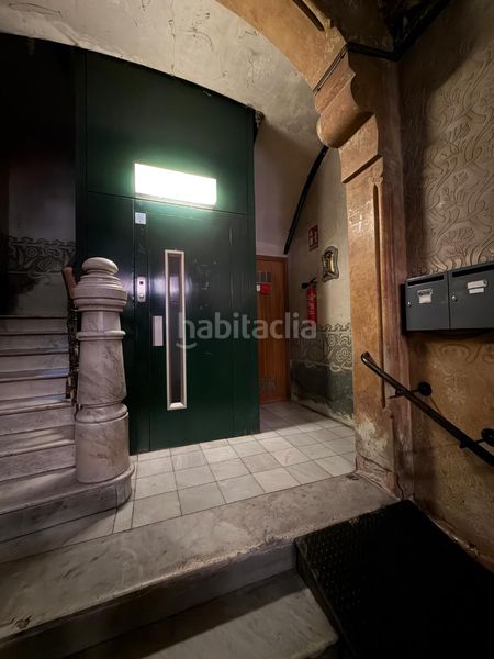 Foto babd36b6-efdc-403a-b8de-b7f3a8f3c9a2. Pis a Vila de Gràcia Barcelona