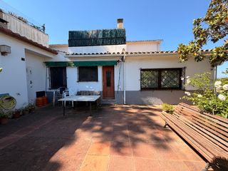 Maison  Carrer pere serrabella. Baix empordà, begur, casa