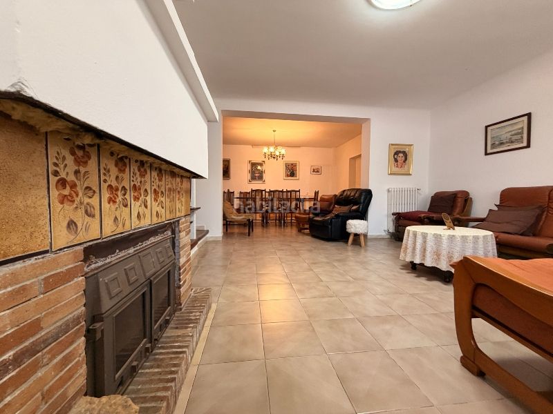 Foto 99d52d26-afa5-4549-8990-65d7f26bac75. Casa amb xemeneia calefacció aparcament a Begur Begur