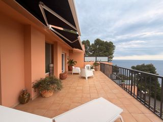 Maison  Passeig de pau casals. Baix empordà, llafranc, casa adosada con vistas al mar