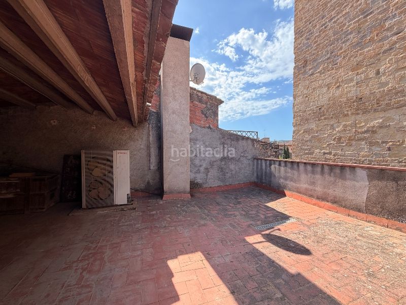 Foto 8c17bb69-2b01-4c0c-baed-f19e53471c67. Edifici a Bisbal d´Empordà (La)