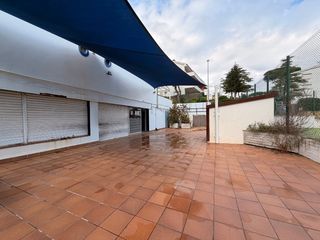 Edifici a Carrer de la Costa Verda