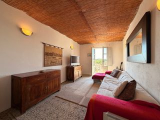 Country house in Carrer doctor lluis fábregas 6. Alt empordà, camallera, casa..