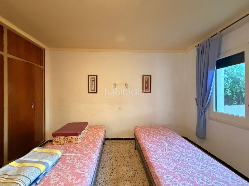 Foto 91657135-98bb-40a0-8cf0-855f8977d8ef. Casa amb xemeneia aparcament a Eixample Residencial Escala (L´)