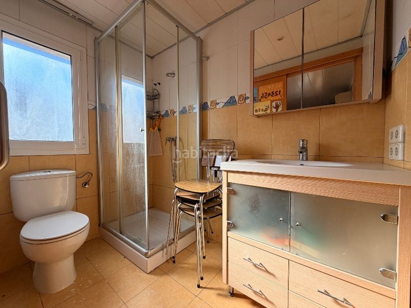 Foto 4830d2bf-0821-4296-b4de-f3cace4af28c. Edificio in Riells Escala (L´)