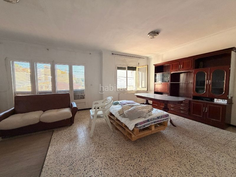 Foto 5f445d80-2e74-40cc-92a1-b6d4397125f7. Edificio in Riells Escala (L´)