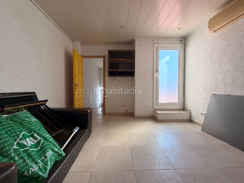 Foto b11ed520-13ac-4af3-a758-518f8d4164f1. Edificio in Riells Escala (L´)