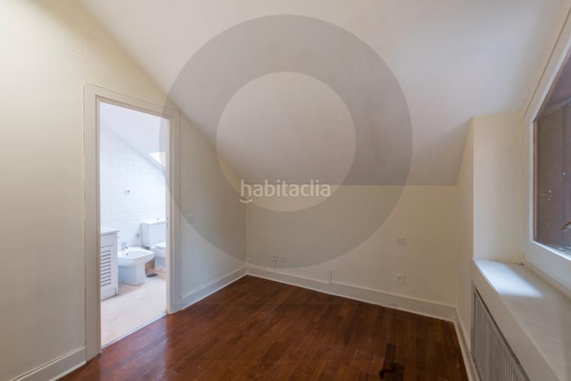 Foto 3f18fec2-363b-43e0-aeb6-8952f65d9f87. Chalet inmogil, chalet independiente en venta, puerta de hierro en Madrid