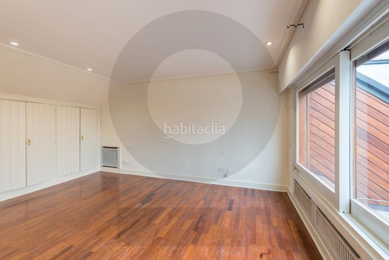 Foto 8696819e-662f-42a5-84a2-c96b2b9099cc. Chalet inmogil, chalet independiente en venta, puerta de hierro en Madrid