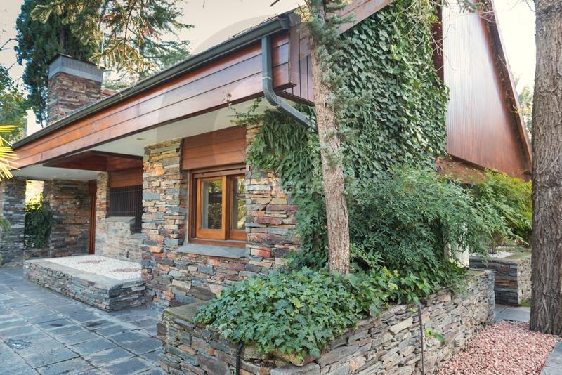 Foto a268cf4f-81c6-496e-b7c6-c077232825f5. Chalet inmogil, chalet independiente en venta, puerta de hierro en Madrid