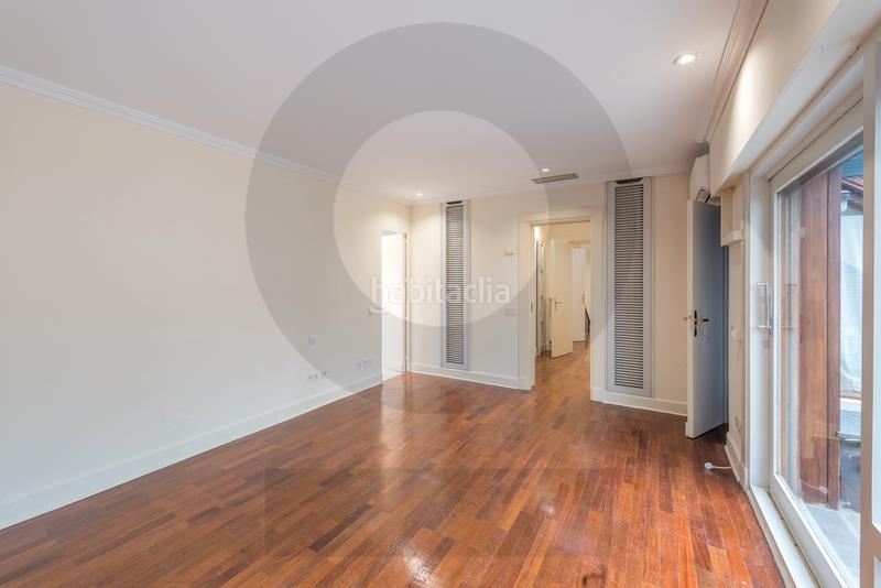 Foto d5983315-bb12-4636-95fa-2ce81cd0c2e1. Chalet inmogil, chalet independiente en venta, puerta de hierro en Madrid