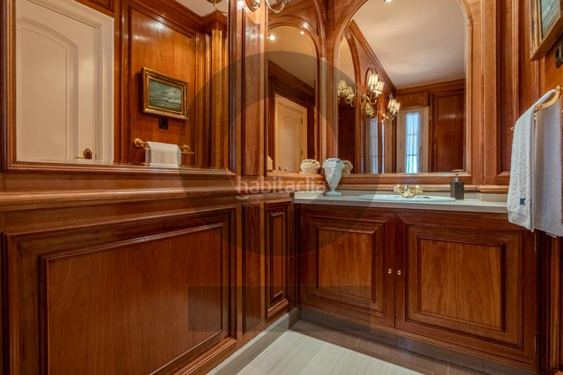 Foto 90cdbfdb-6c86-47f5-a979-f20646291288. Chalet inmogil gestión, espectacular y único chalet independiente en urbanización con acceso restringido y seguridad. madrid en Santo Domingo