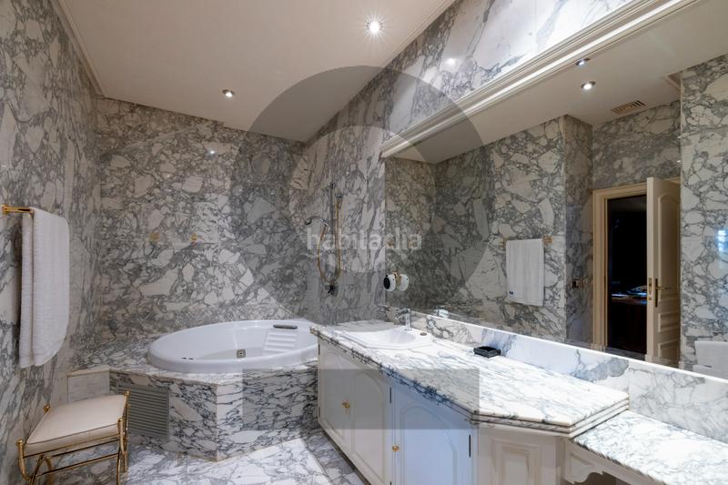 Foto a4f7a91e-9f63-4822-823d-080d1a3f807f. Chalet inmogil gestión, espectacular y único chalet independiente en urbanización con acceso restringido y seguridad. madrid en Santo Domingo