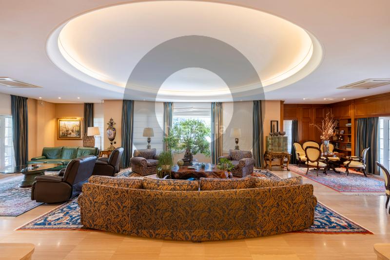 Foto de3e7874-2ab7-47d7-89d7-1f5caeafabc4. Chalet inmogil gestión, espectacular y único chalet independiente en urbanización con acceso restringido y seguridad. madrid en Santo Domingo