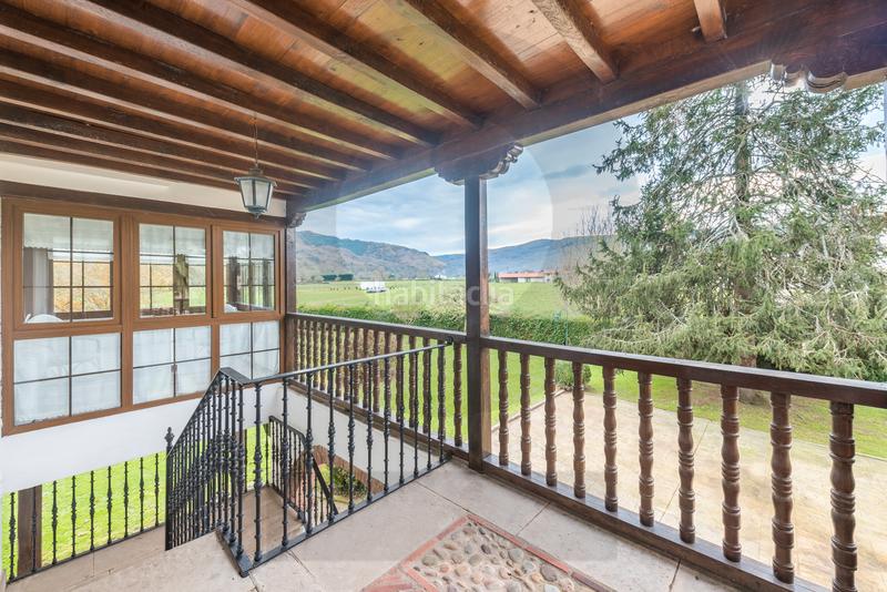 Foto 1a3d2dcc-8b37-4865-8a35-83162ae2fd7d. Xalet amb xemeneia calefacció aparcament a Ruente