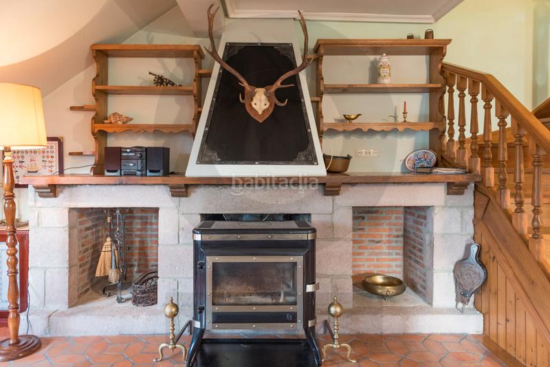 Foto 49c582a1-4356-4e4d-b4df-a4e9a10142fa. Xalet amb xemeneia calefacció aparcament a Ruente