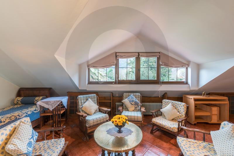 Foto 7a4ea60a-dd0a-465e-bbb6-2844e369ef7c. Xalet amb xemeneia calefacció aparcament a Ruente