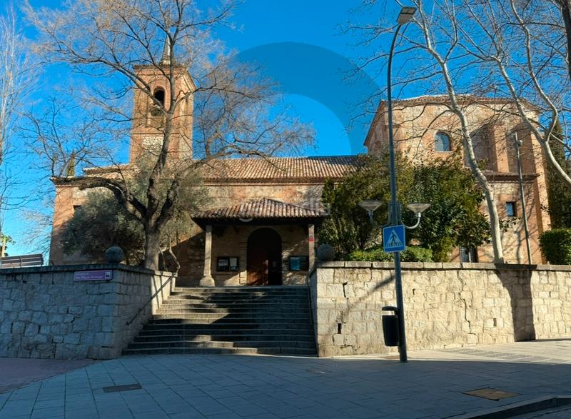 Foto 18deb480-45d5-4d7e-9857-4f7c71b43aef. Casa amb xemeneia calefacció aparcament a Casco Antiguo Rozas de Madrid (Las)