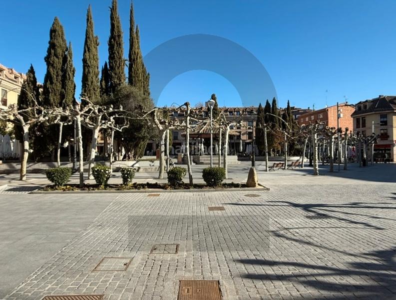 Foto 57820dc9-3f8e-4a6a-93a0-7ced27356f0e. Casa amb xemeneia calefacció aparcament a Casco Antiguo Rozas de Madrid (Las)