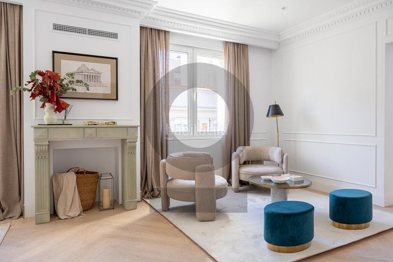 Foto 5b367345-ba81-4c88-a3d1-c04fec7b3401. Appartamento con camino riscaldamento in Recoletos Madrid