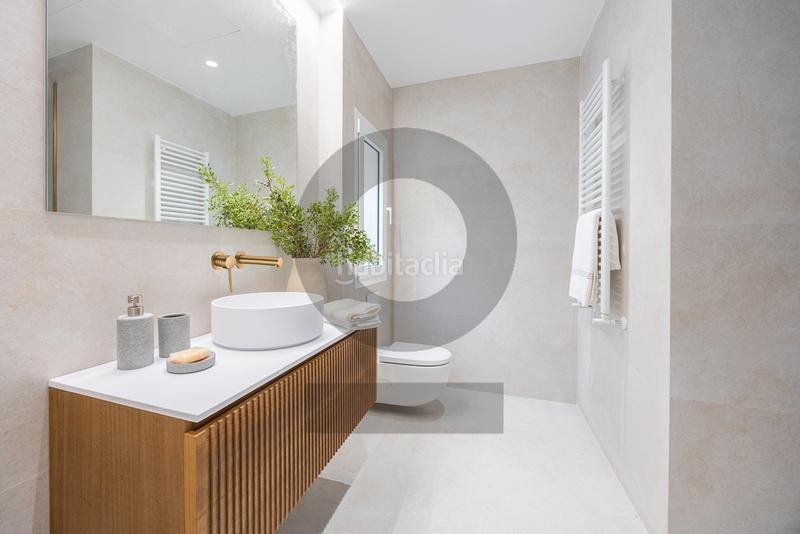 Foto 9b3e7362-ff1e-41a6-85d2-6660ed1f6a52. Appartamento con camino riscaldamento in Recoletos Madrid