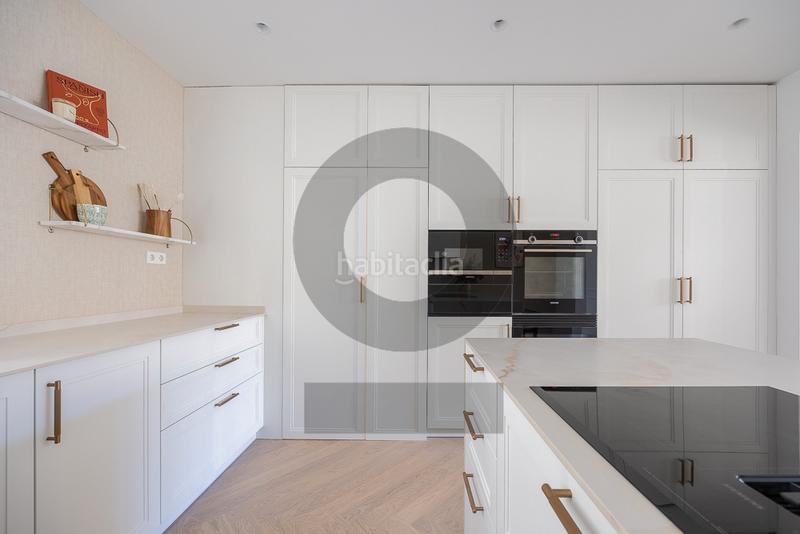 Foto f665cd63-f637-4c53-b00a-3fa724740a3a. Appartamento con camino riscaldamento in Recoletos Madrid