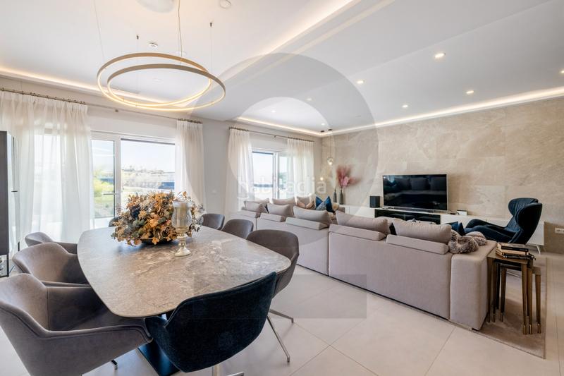 Foto 069b842c-5f9d-4e59-a162-a2adbe61e9b6. Chalet inmogil gestión inmobiliaria, chalet independiente de promoción propia impecable, altas calidades. en Majadahonda