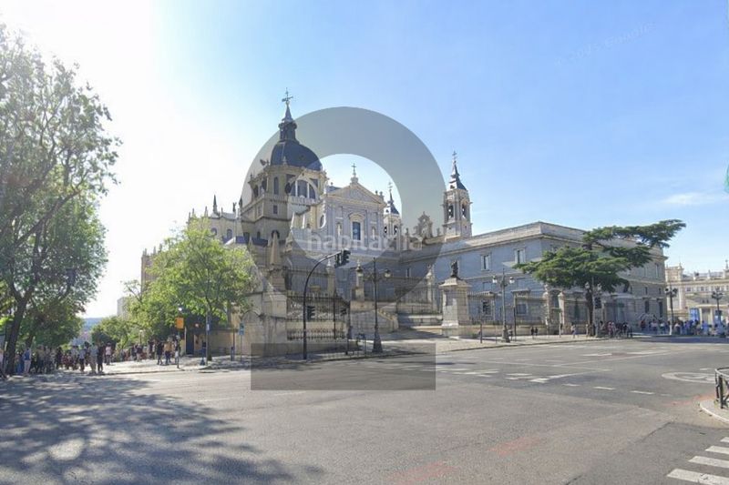 Foto 8c5e540d-ddfd-4257-9021-e4f21bc2ee10. Piso inmogil gestión, piso en venta en el centro exterior con ascensor y garaje en Madrid