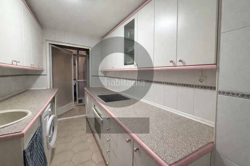 Foto de38ba63-4a97-4f87-86fb-7abfe83bbf22. Piso inmogil gestión, piso en venta en el centro exterior con ascensor y garaje en Madrid