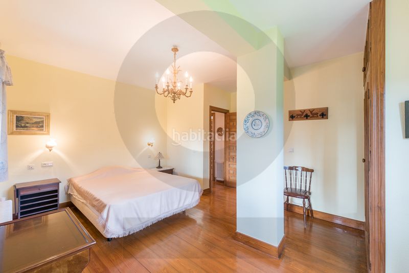 Foto 4c59862c-c366-40f3-a06c-eb6b96829ba6. Xalet amb xemeneia calefacció a Ruente