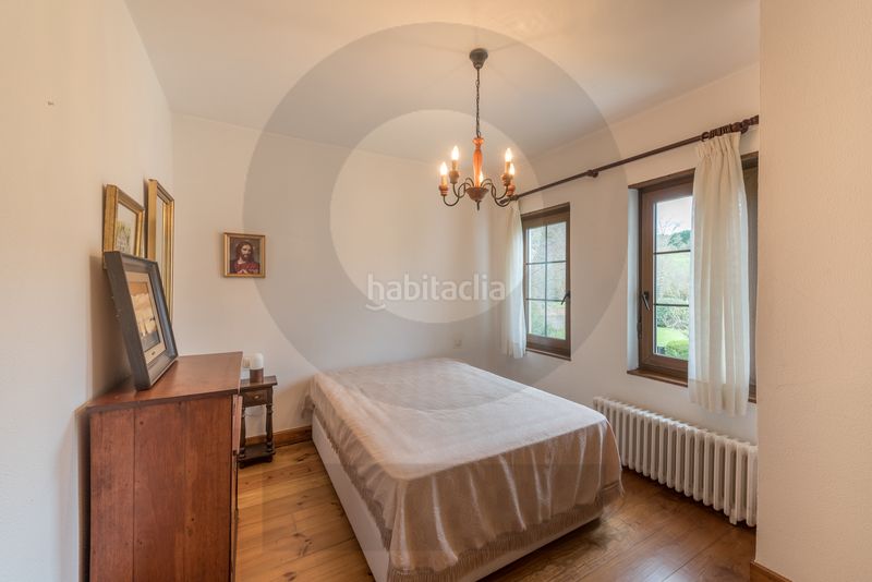 Foto 68bb4e8a-3f0a-42c7-8a39-834de3445e2b. Xalet amb xemeneia calefacció a Ruente