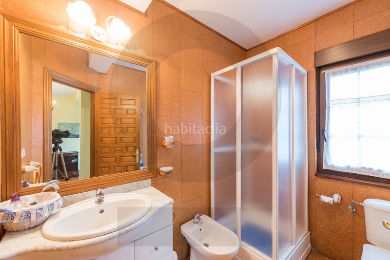 Foto 7221f2c7-b9b7-46b9-ad75-13be9f87fe9e. Xalet amb xemeneia calefacció a Ruente