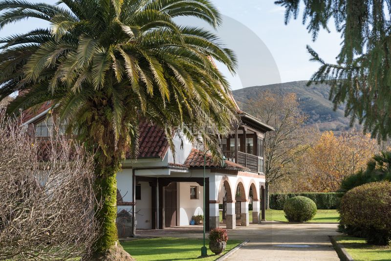 Foto a7779314-9dea-4fb4-898e-82a561587971. Xalet amb xemeneia calefacció a Ruente