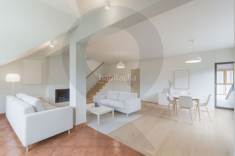 Foto bea2cddc-54a0-4d8e-b977-3b257e61a722. Xalet amb xemeneia calefacció a Ruente