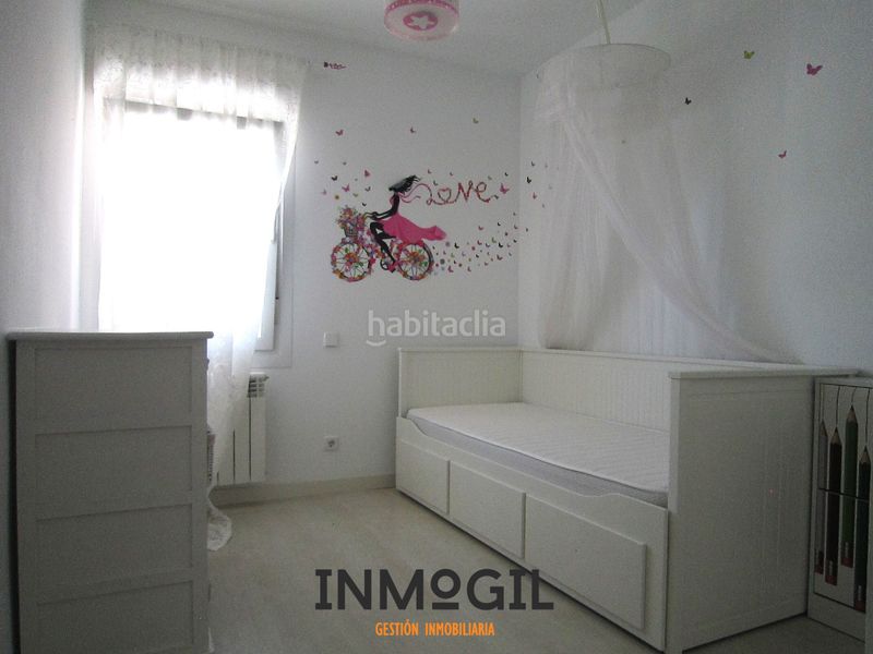 Foto 9dea1899-bb02-4dcc-af21-9dd910a0df6e. Flat with fireplace heating pool in Navacerrada